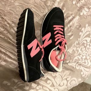 women’s nike new balance 410s